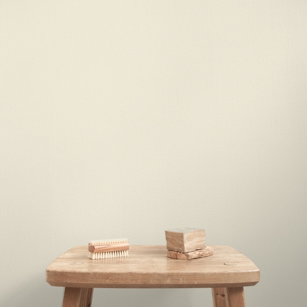 2 — Linen -art
